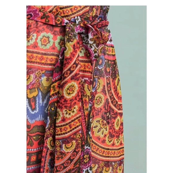 Anthropologie • Akemi + Kin Murol
Wrapped Maxi Dress - Picture 5 of 7